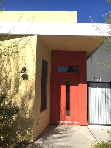 982 E Park Modern Dr Photo 1