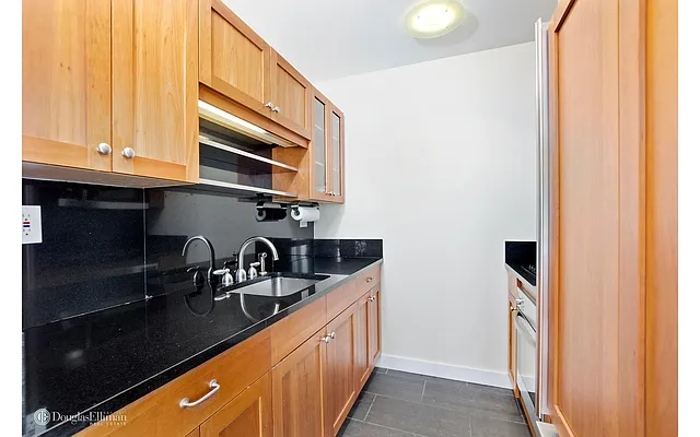 Sold by Douglas Elliman | media 18