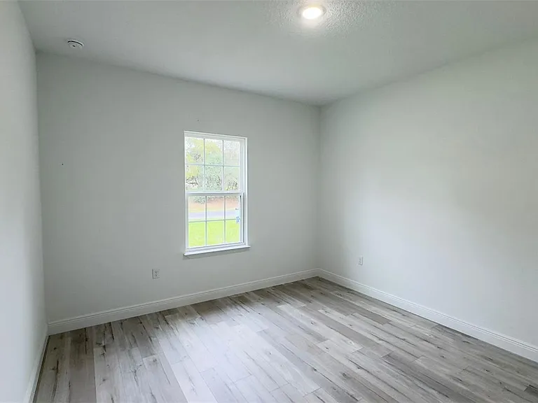 5902 N Darlington Dr — Photo 7