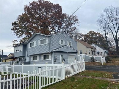 94 East Burnham Street, Bloomfield, CT, 06002