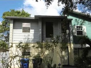 8003 SW 7th Ct, North Lauderdale, FL 33068