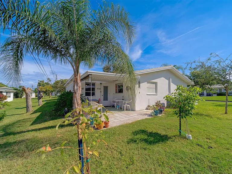 9262 140th Ln — Photo 50