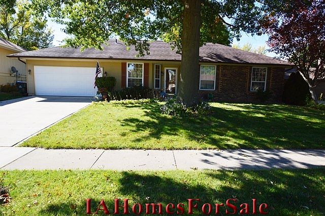 1613 Homewood LN NE