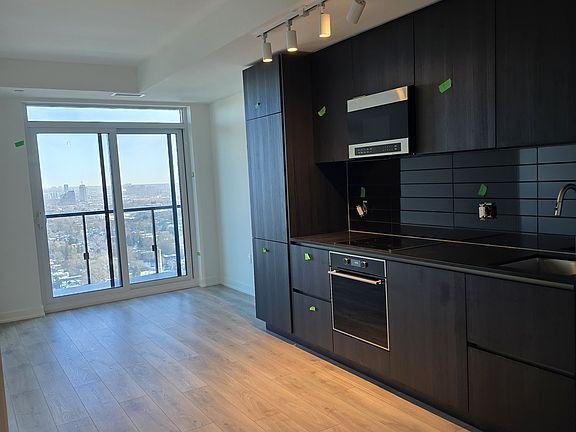 5th image of 110 Broadway Ave #2310