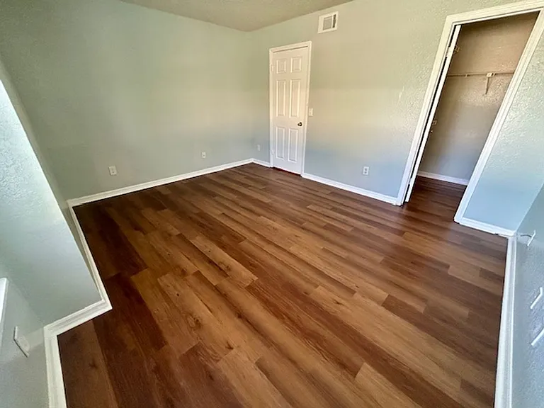 Parkview Village — Photo 6