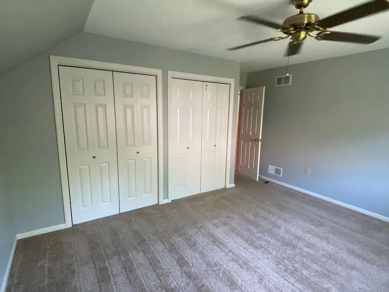 472 Hillside Dr — Photo 22