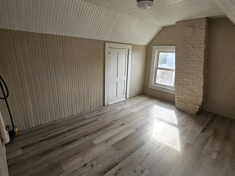 248 Broadhead Ave — Photo 5