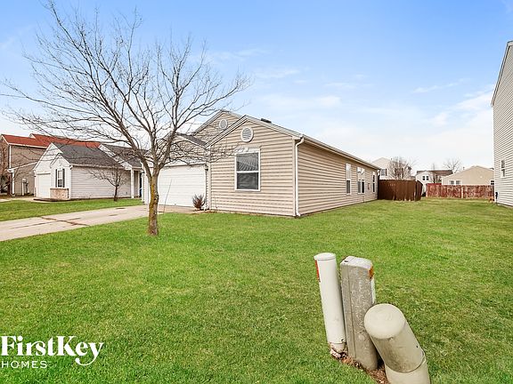 2nd image of 7924 States Bend Ln