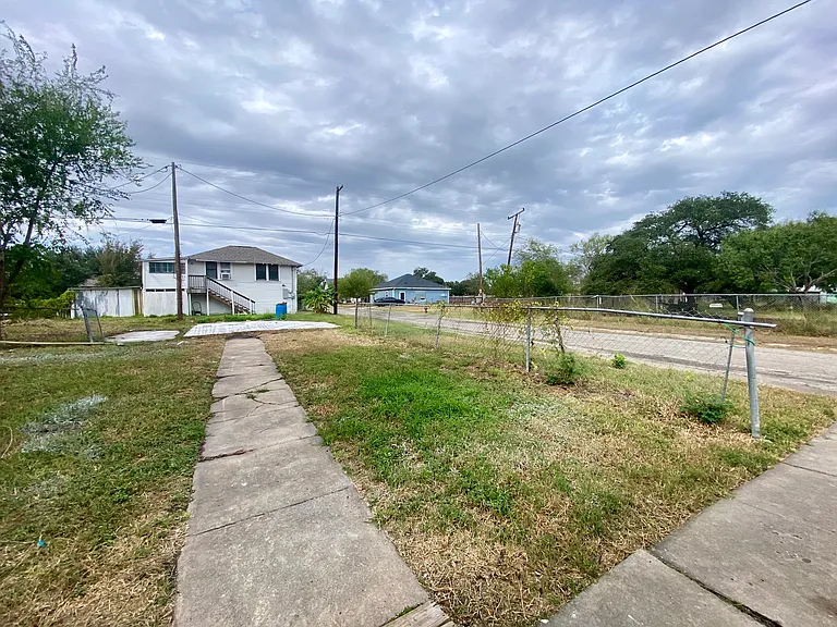 431 Tutt Ave — Photo 35