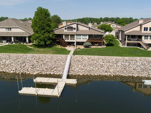 923 Southport Loop, Bismarck, ND 58504