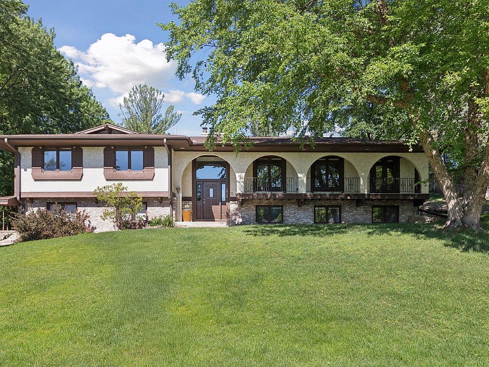 1st image of 1815 Noble Dr N