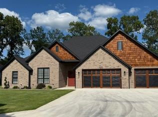 5213 Joe Ln, Rogers, AR 72756