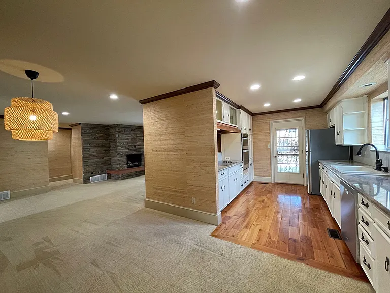 1124 Birch Ln — Photo 11