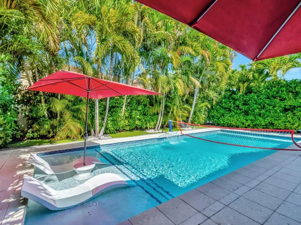 9126 Dupont Place, Wellington, FL 33414