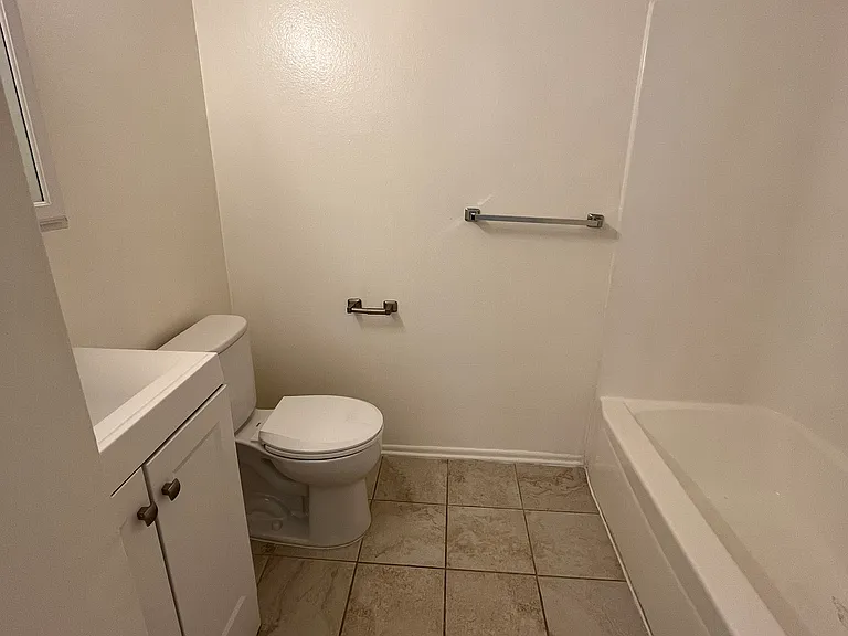 19142 Sherman Way #1 — Photo 23