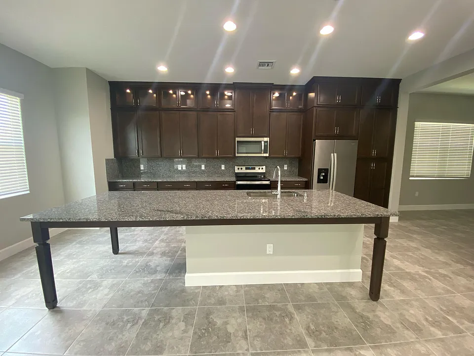 5383 Pecan Dr