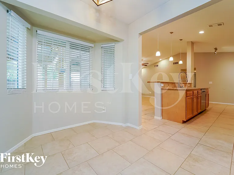 10272 E Sky Castle Way — Photo 6