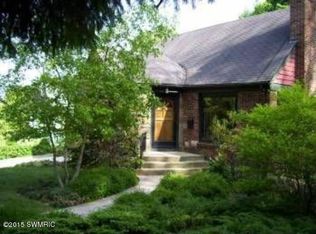 1428 4th St NW, Grand Rapids, MI 49504