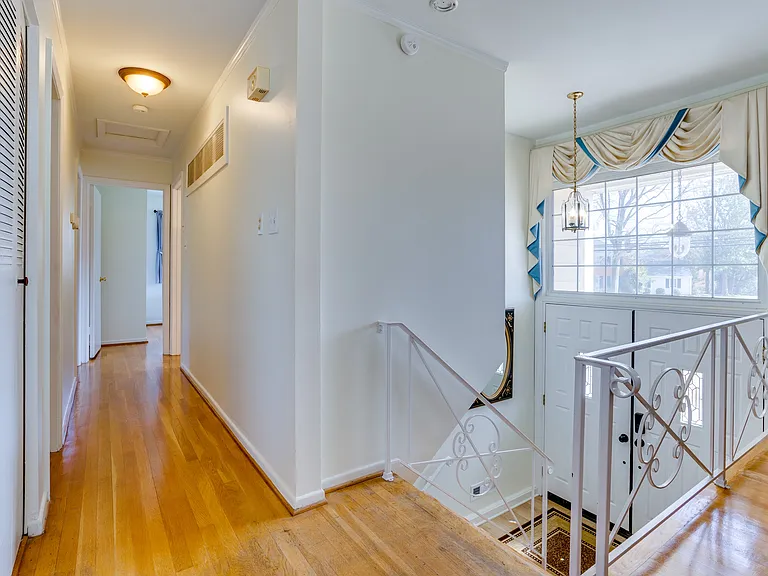 9215 Cherrytree Dr — Photo 9