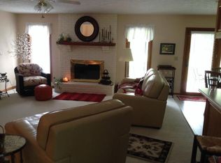 8120 Upper West Terrace Dr, Evansville, IN
