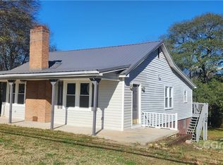 343 Hilltop Rd, Lincolnton, NC 28092