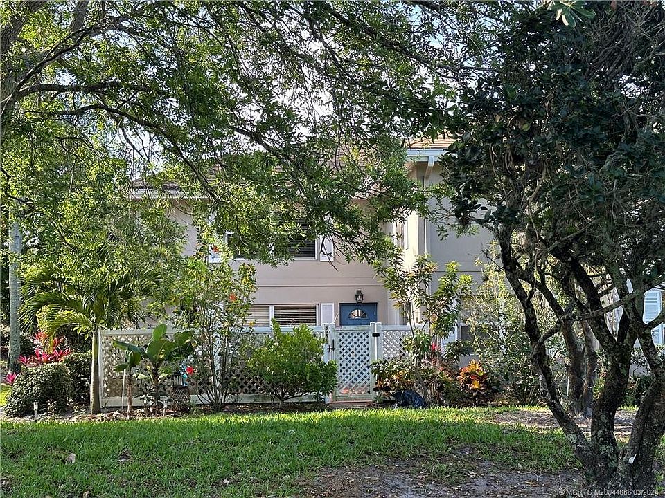 1st image of 3221 SW Sunset Trace Cir #C