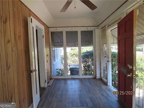 4th image of 1744 Neely Ave