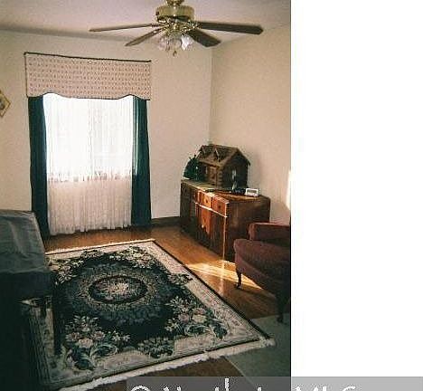4th image of 4300 Heritage Dr