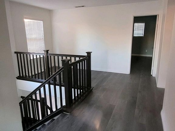 4th image of 14639 Painted Pony Ct