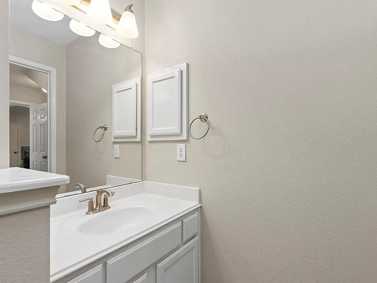 4818 Rachelle Ct — Photo 17
