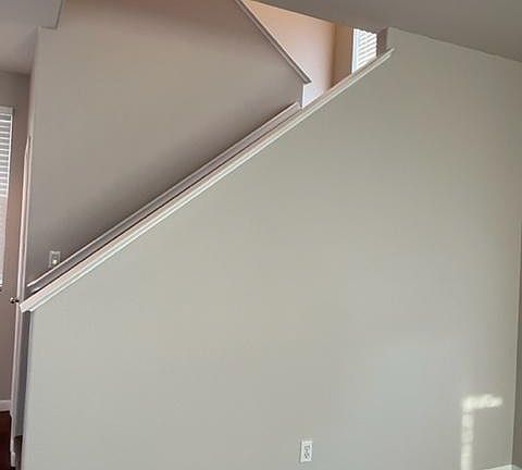 4th image of 11086 Hillsborough Ct