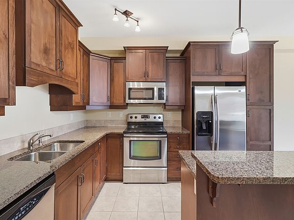 4th image of 795 McGill Rd #404