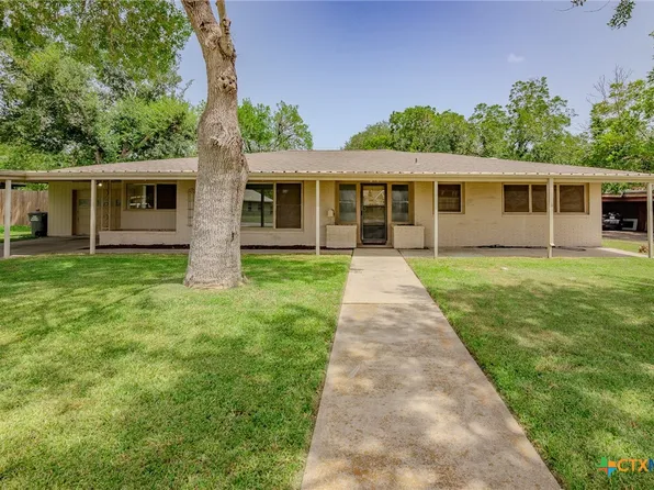 3102 Arroyo Dr, Victoria, TX 77901