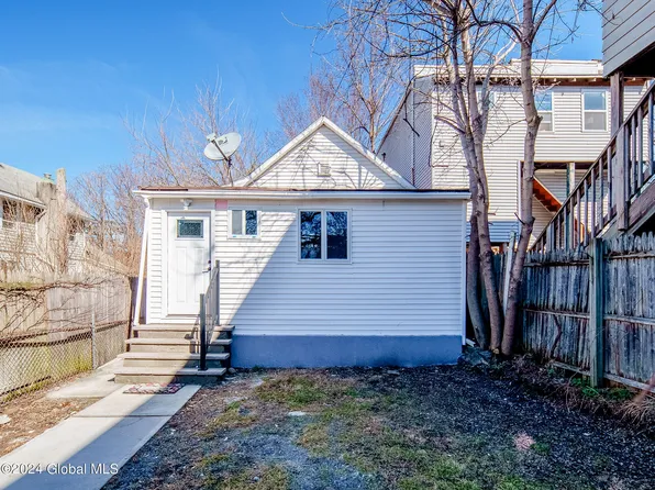 35 Christie Street, Troy, NY 12180