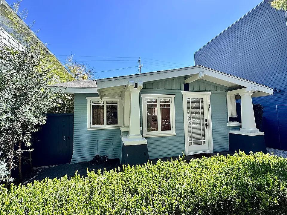 554 Rialto Ave