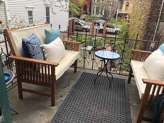 3rd image of 1844 N Lincoln Ave APT 1