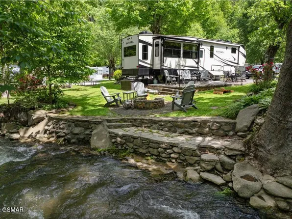 4229 E Pkwy Lot 282, Gatlinburg, TN 37738