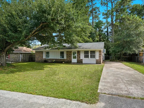 604 Beech Hill Rd, Summerville, SC 29485