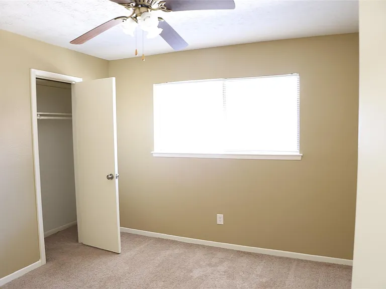 2215 Silver Falls Dr — Photo 10