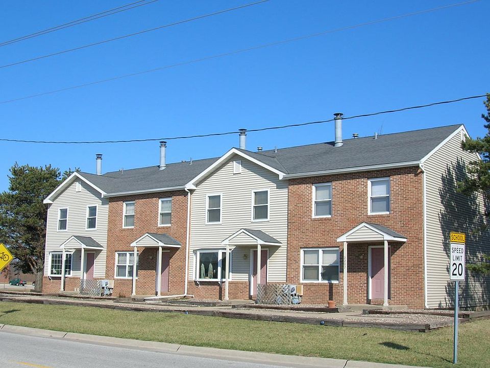 2203 E. Normal