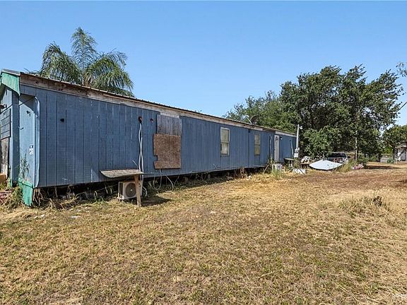 3rd image of 1606 Coconut Palm Ave