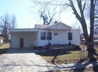 2704 E Locust St, Springfield, MO 65803