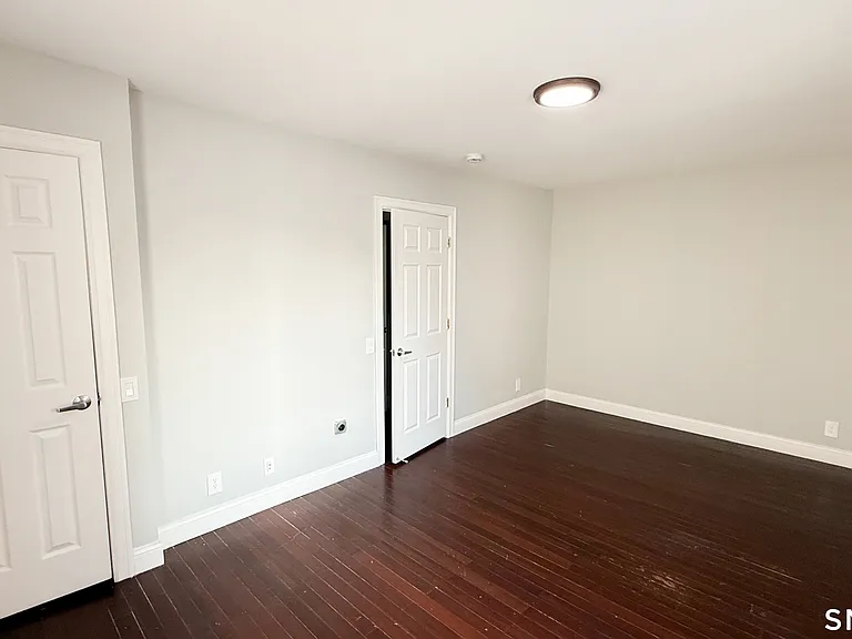 271 Seaside Ave #A — Photo 11