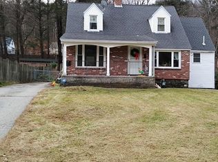 435 Mill St, Worcester, MA 01602