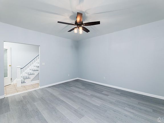 5th image of 80 Heald St