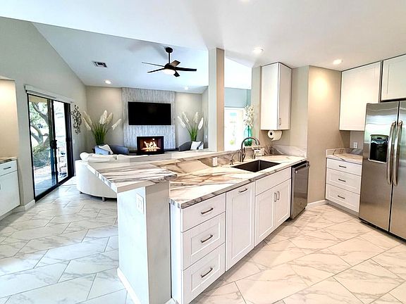 4th image of 33 Mission Ct