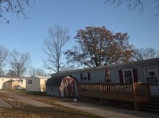 49 Suzanne Dr, Smithton, IL 62285