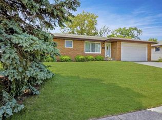 2312 W Bainter Ln, Peoria, IL 61615