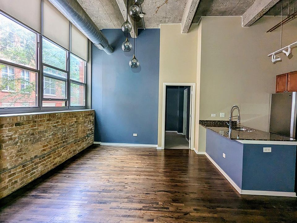 1st image of 1735 N Paulina St APT 205