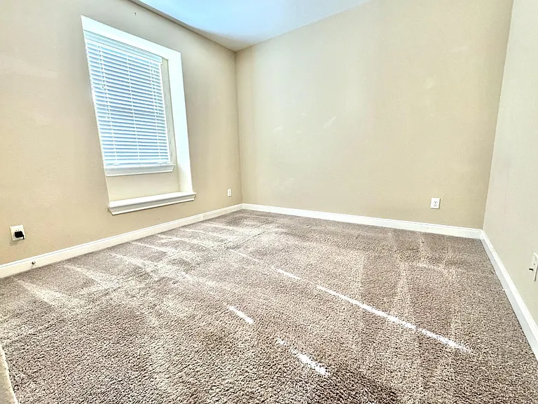 27034 Triana River Cir — Photo 8